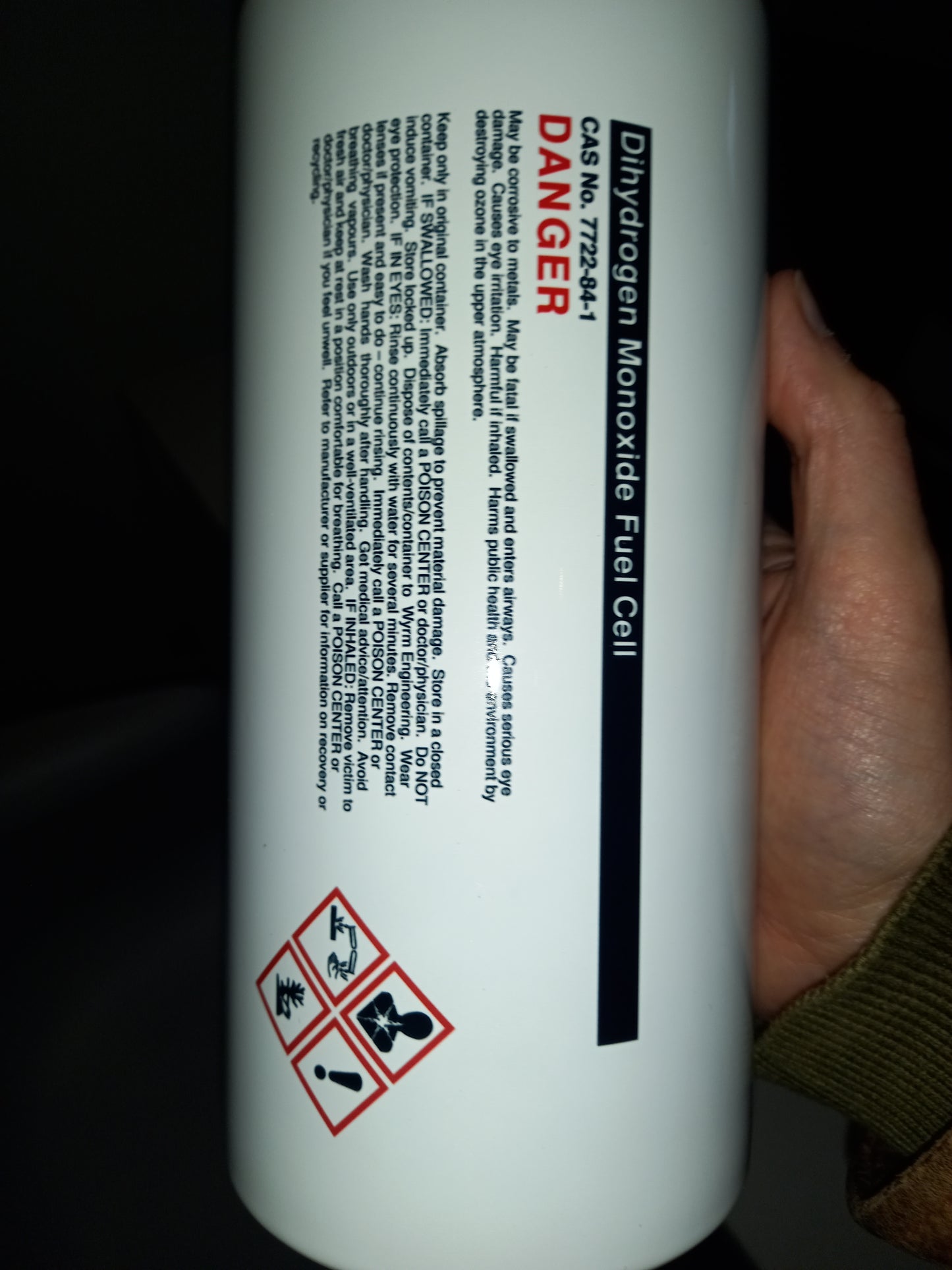 Dihydrogen Monoxide Fuel Cell